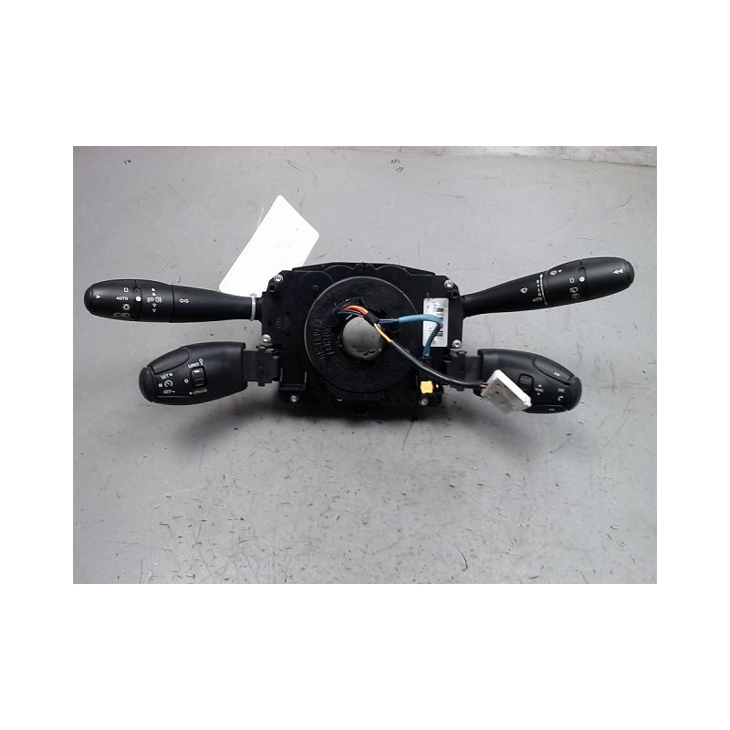 BLOC COMMODOS PEUGEOT 207 5P