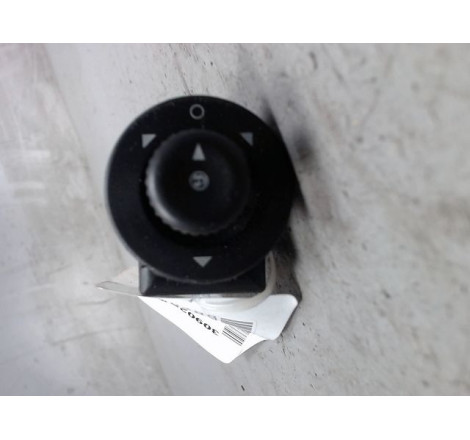 COMMANDE RETROVISSEUR EXT ELECTRIQUE