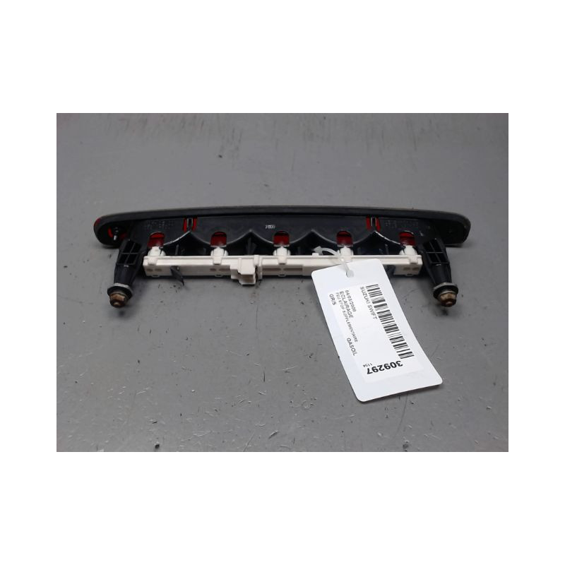 FEUX STOP SUPPLEMENTAIRE SUZUKI SWIFT
