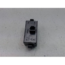 BOUTON DE WARNING DACIA SANDERO II Phase 1 2012-...