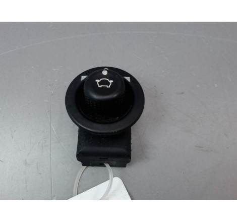 COMMANDE RETROVISSEUR EXT ELECTRIQUE