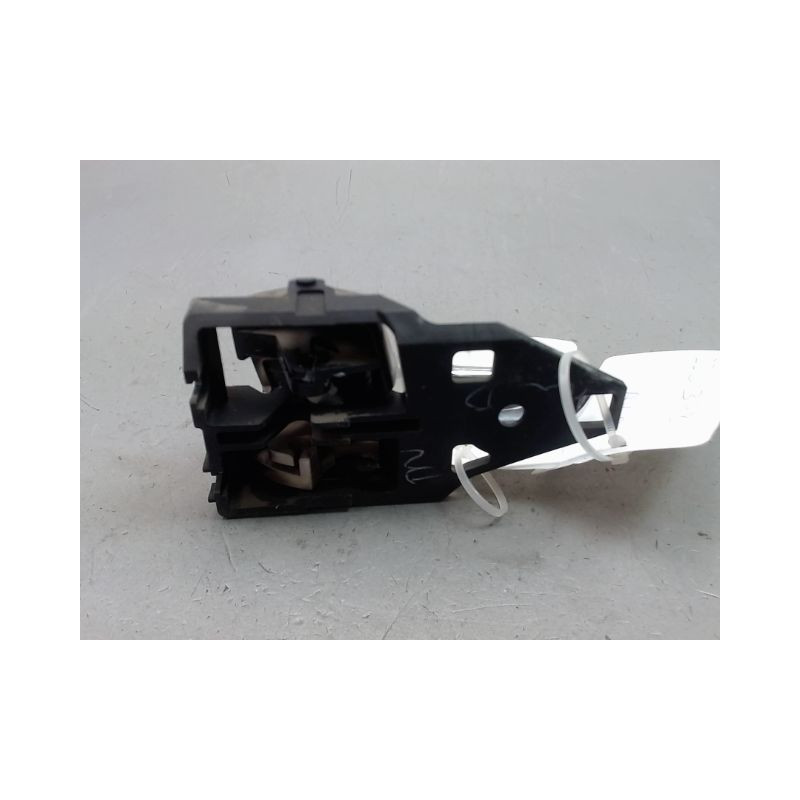 POIGNEE INTERIEURE PORTE AVANT DROIT TOYOTA HILUX SIMPLE CABINE
