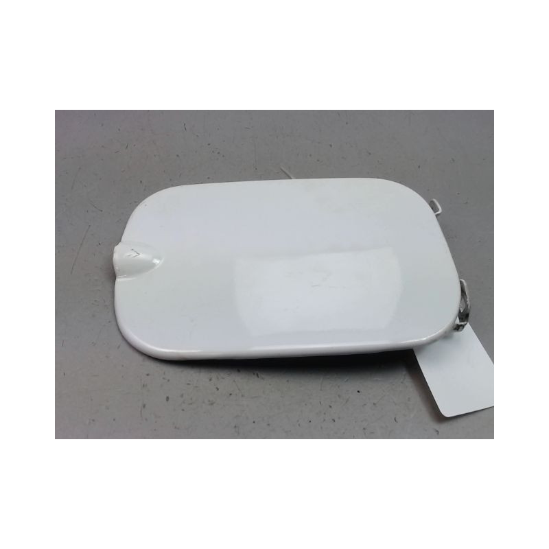 VOLET DE TRAPPE CARBURANT DACIA SANDERO I 2008-2012