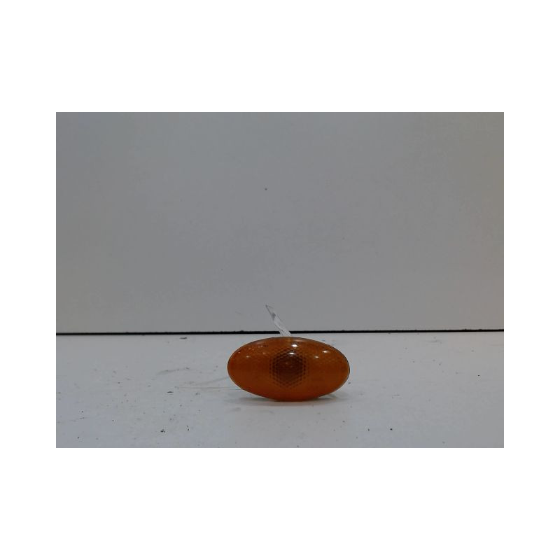REPETITEUR AILE GAUCHE NISSAN PIXO