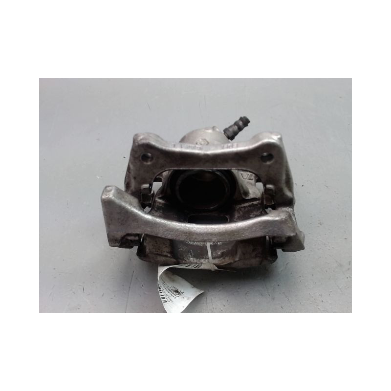 ETRIER DE FREIN AVANT DROIT DACIA SANDERO 2008-