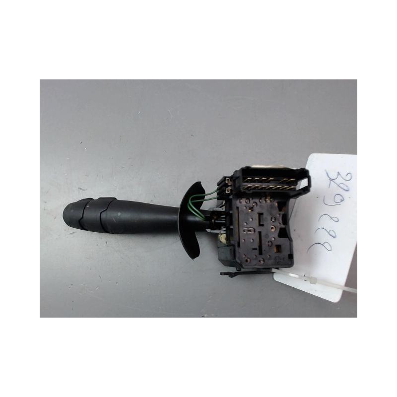 COMMANDE ESSUIE GLACE RENAULT TWINGO II Phase 1 2007-2011