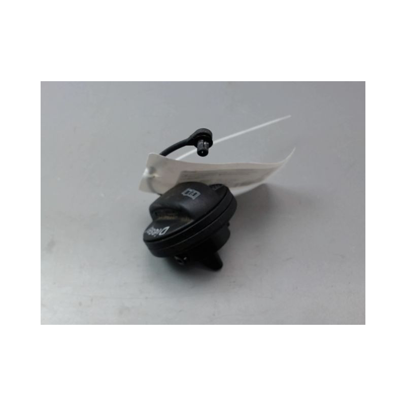 BOUCHON RESERVOIR A CARBURANT VOLKSWAGEN PASSAT BERL. VI (36) 2010-...