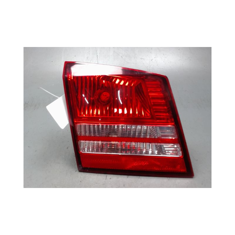 FEU ARRIERE INTERIEUR GAUCHE DODGE JOURNEY