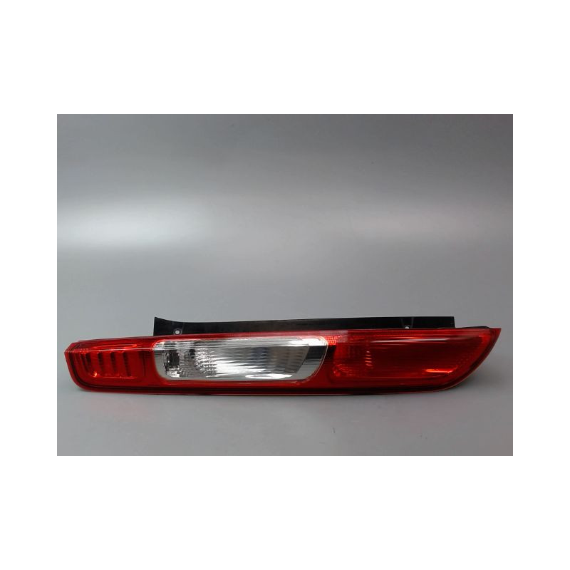 FEU ARRIERE GAUCHE  FORD FOCUS II Phase 1 2004-2007
