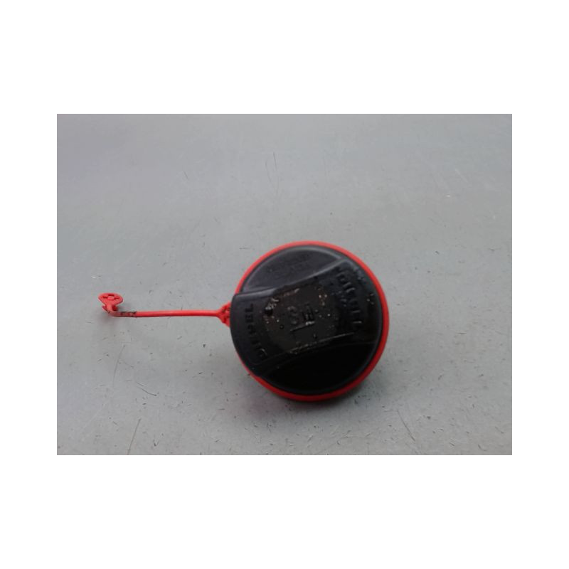 BOUCHON RESERVOIR A CARBURANT OPEL CORSA IV Phase 2 (D) 2011-2015