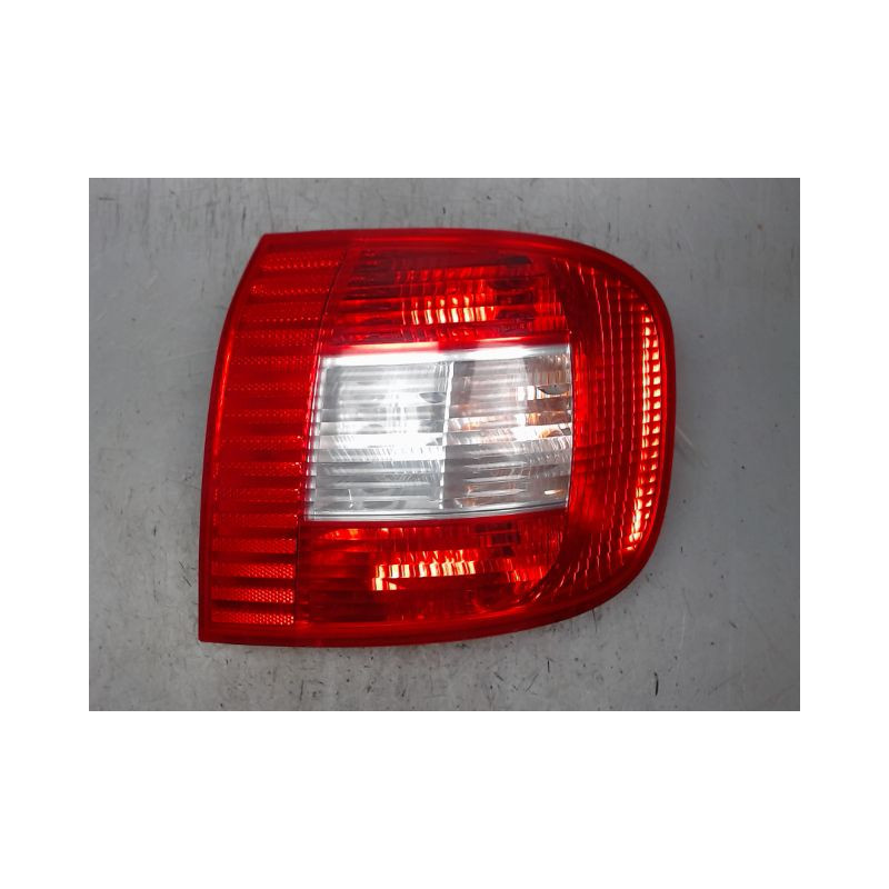 FEU ARRIERE DROIT FIAT MULTIPLA 2004-