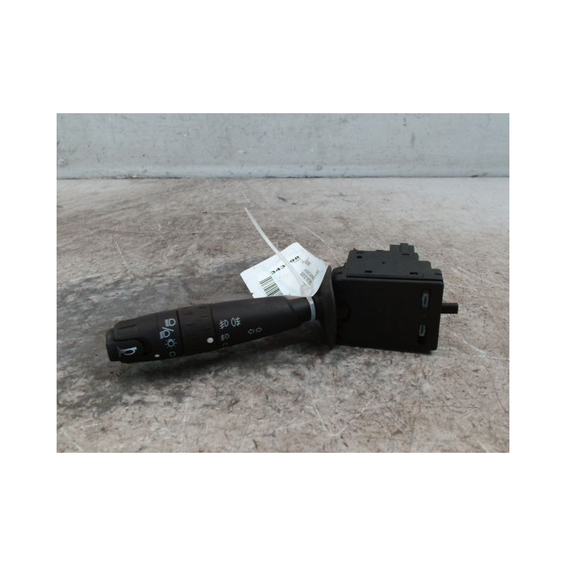 COMMANDE CLIGNOTANT AIXAM S8
