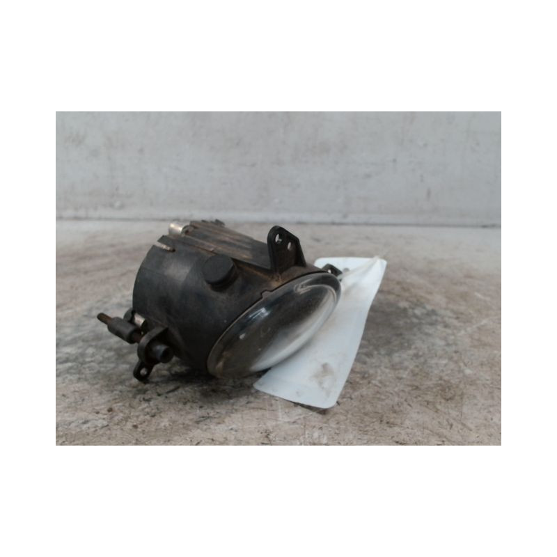 PHARE ANTIBROUILLARD AVANT DROIT MITSUBISHI COLT CZ 2005-