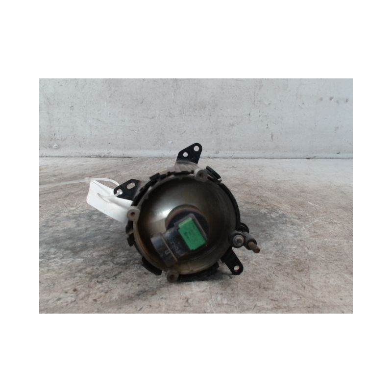 PHARE ANTIBROUILLARD AVANT DROIT MITSUBISHI COLT CZ 2005-