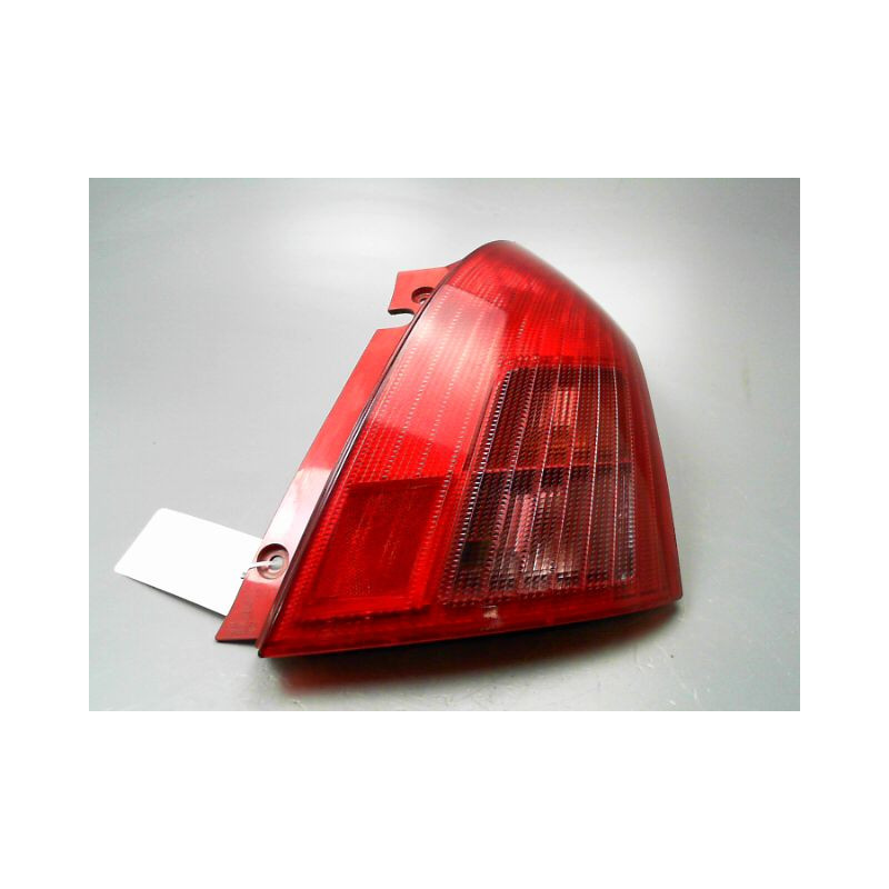 FEU ARRIERE DROIT SUZUKI SWIFT III 2005-2011