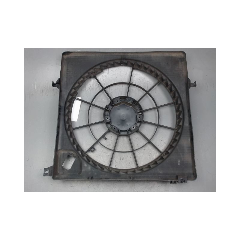 SUPPORT DE VENTILATEUR HYUNDAI SANTAFE