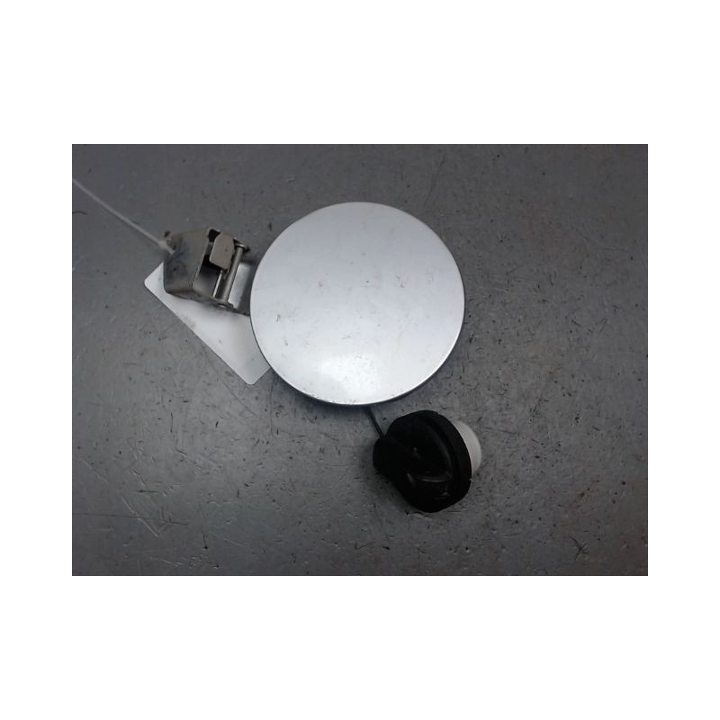 VOLET DE TRAPPE CARBURANT OPEL AGILA