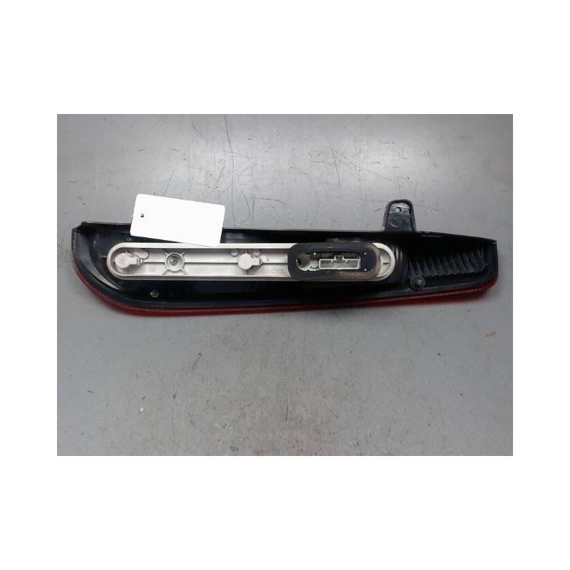 FEU ARRIERE GAUCHE  FORD FOCUS BREAK 2005-