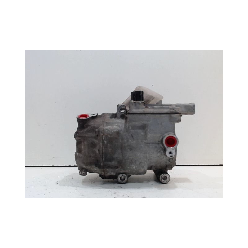 COMPRESSEUR AIR CONDITIONNE TOYOTA YARIS