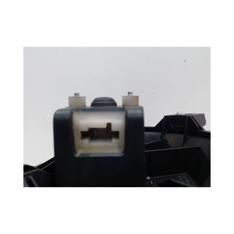 MOTEUR VENTILATEUR CHAUFFAGE OPEL CORSA