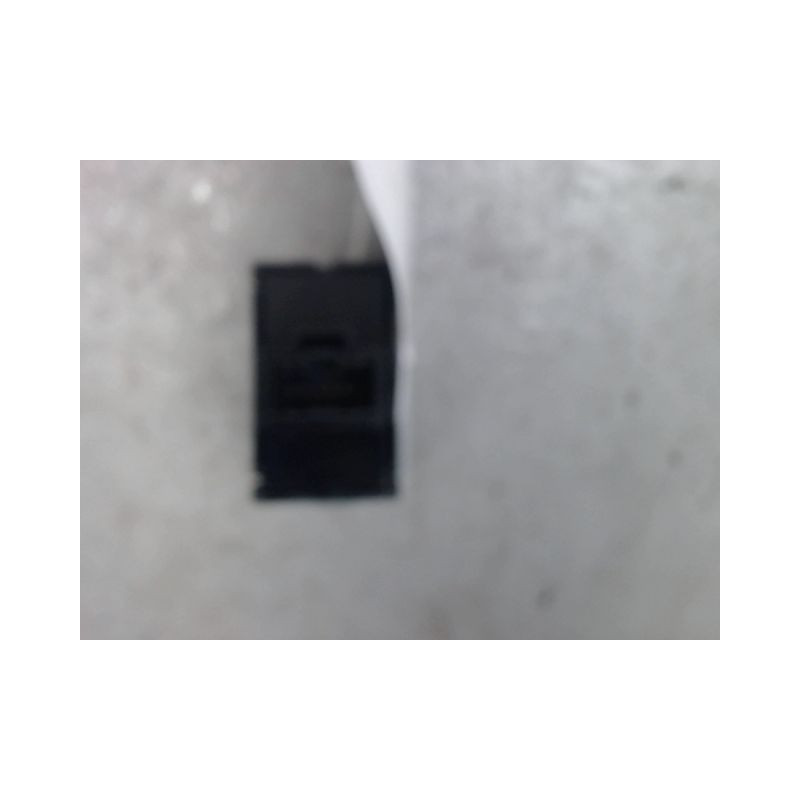 BOUTON DE WARNING KIA RIO