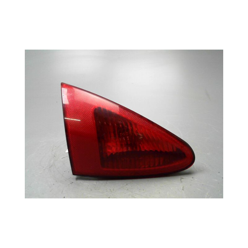 FEU ARRIERE INTERIEUR GAUCHE ALFA ROMEO 147 Phase 1 2001-2004