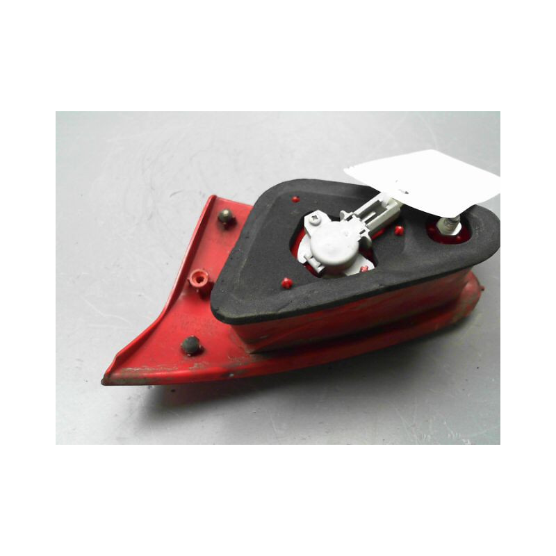 FEU ARRIERE INTERIEUR GAUCHE ALFA ROMEO 147 Phase 1 2001-2004