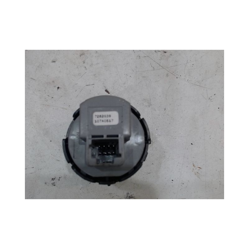 BOUTON DE DEMARRAGE NISSAN MICRA