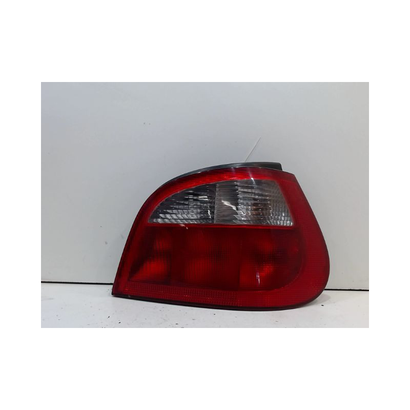 FEU ARRIERE DROIT RENAULT MEGANE