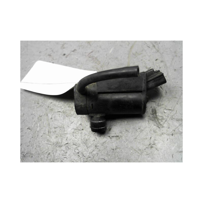 POMPE LAVE-GLACE AVANT TOYOTA COROLLA