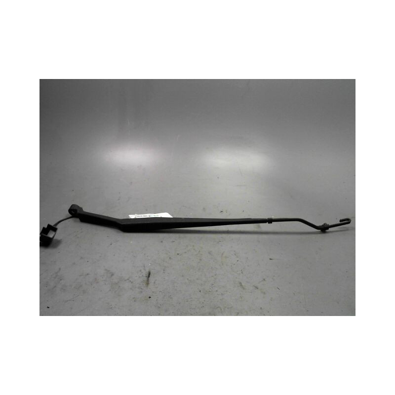 BRAS ESSUIE-GLACE AVANT DROIT SSANGYONG STAVIC