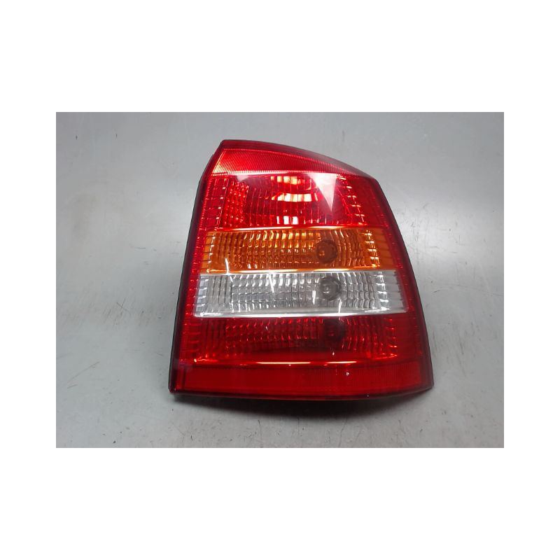 FEU ARRIERE DROIT OPEL ASTRA 98-2004