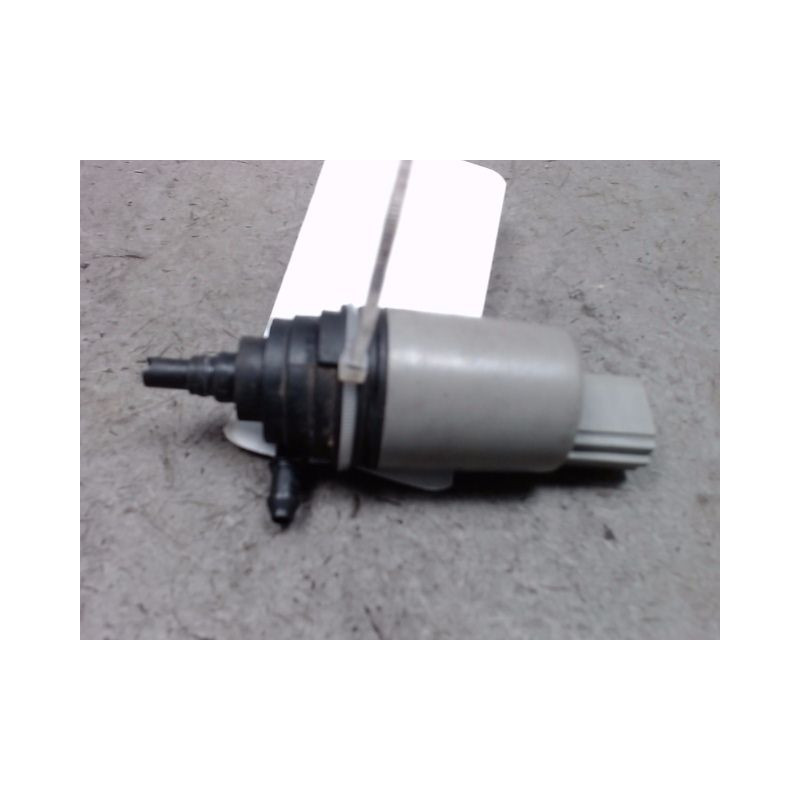 POMPE LAVE-GLACE AVANT B.M.W. SERIE 3