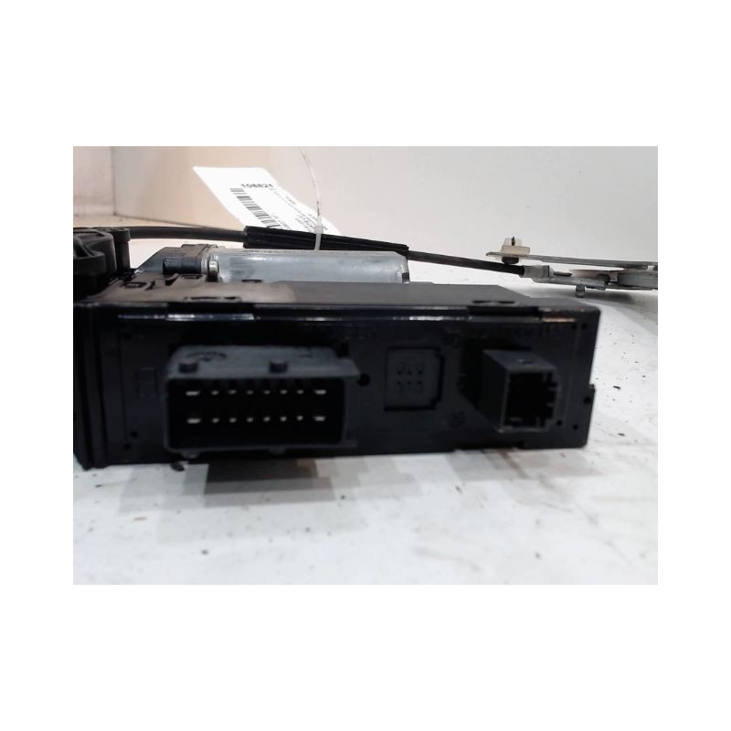MECANISME+MOTEUR LEVE-GLACE AVANT GAUCHE PEUGEOT 307