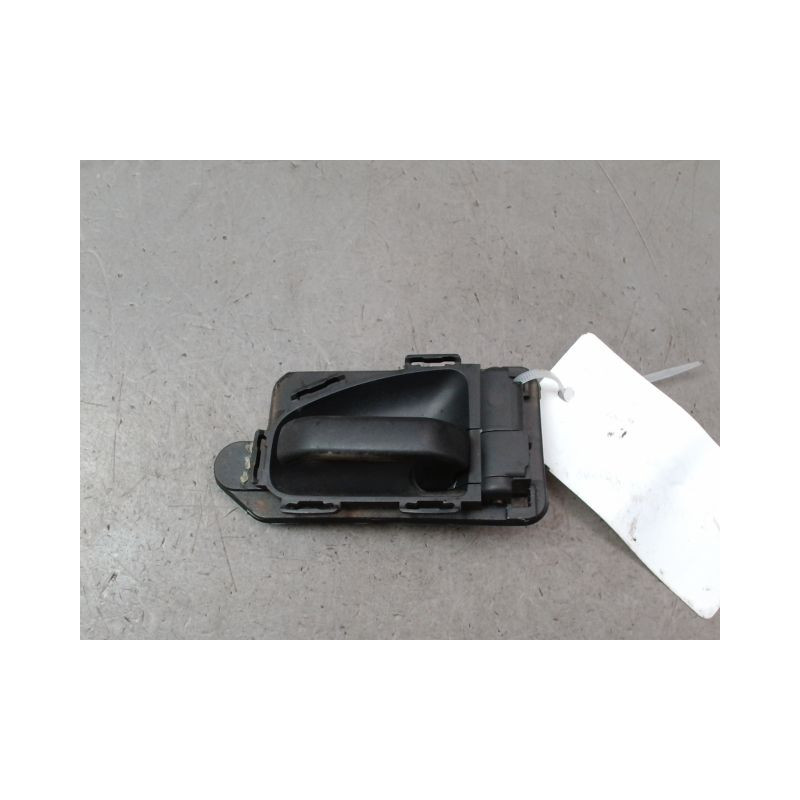 POIGNEE INTERIEURE PORTE AVANT DROIT CITROEN SAXO Phase 2 1999-2004