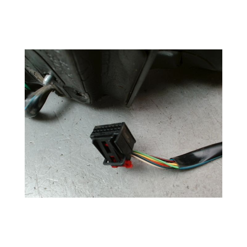 RETROVISEUR EXTERIEUR ELECTRIQUE DROIT VOLKSWAGEN PASSAT SW 2005-