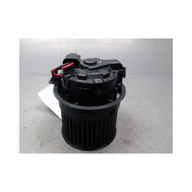MOTEUR VENTILATEUR CHAUFFAGE PEUGEOT 2008