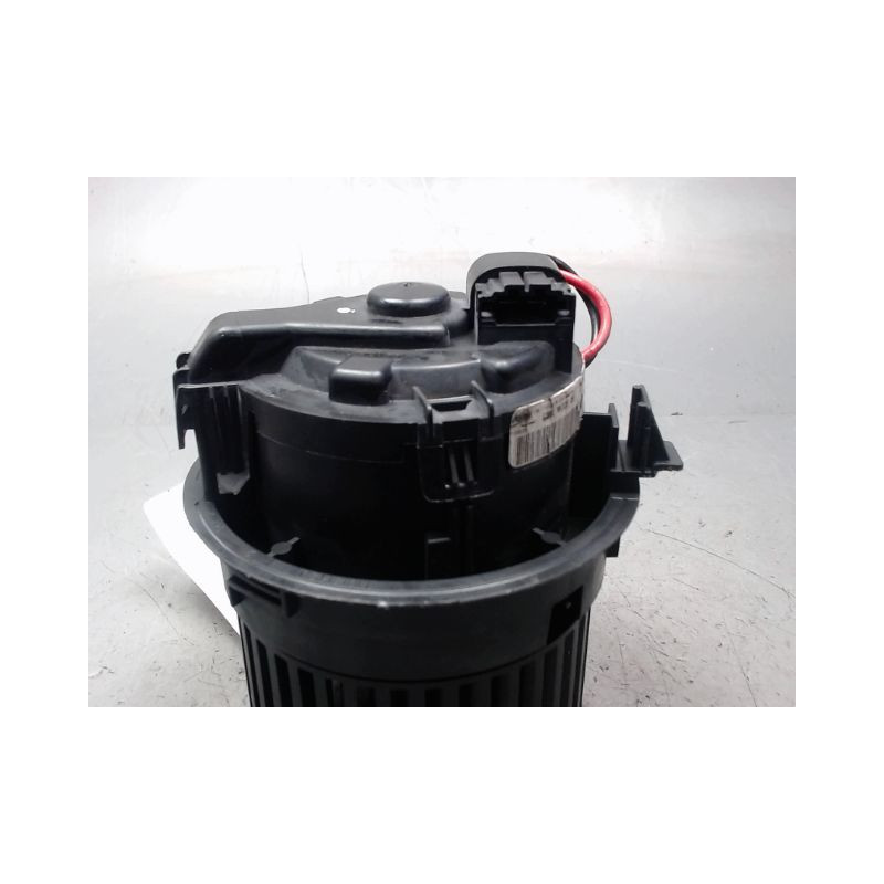 MOTEUR VENTILATEUR CHAUFFAGE PEUGEOT 2008