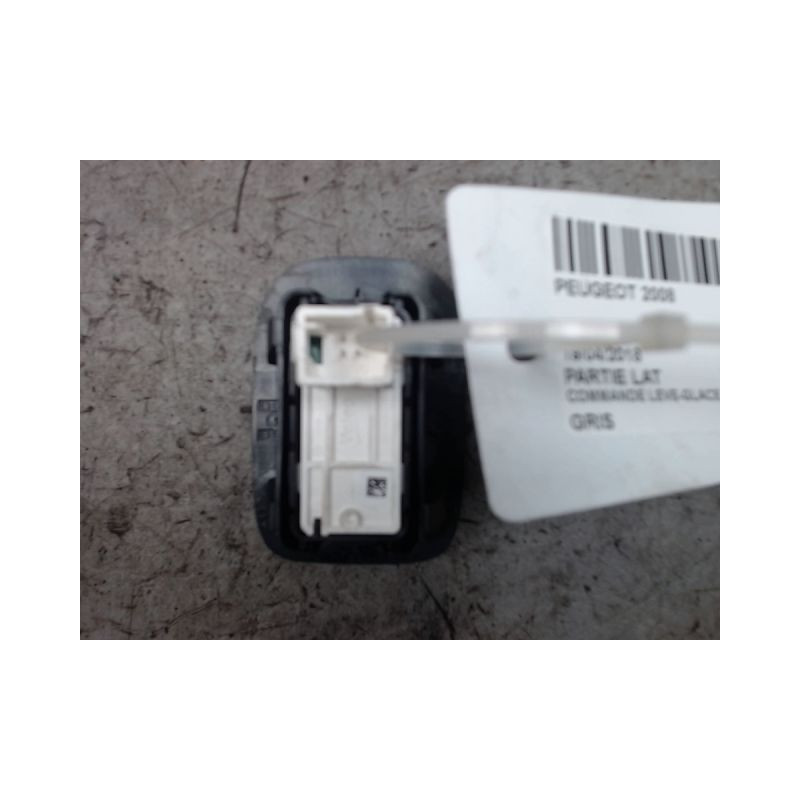 COMMANDE LEVE-GLACE PORTE ARD PEUGEOT 2008