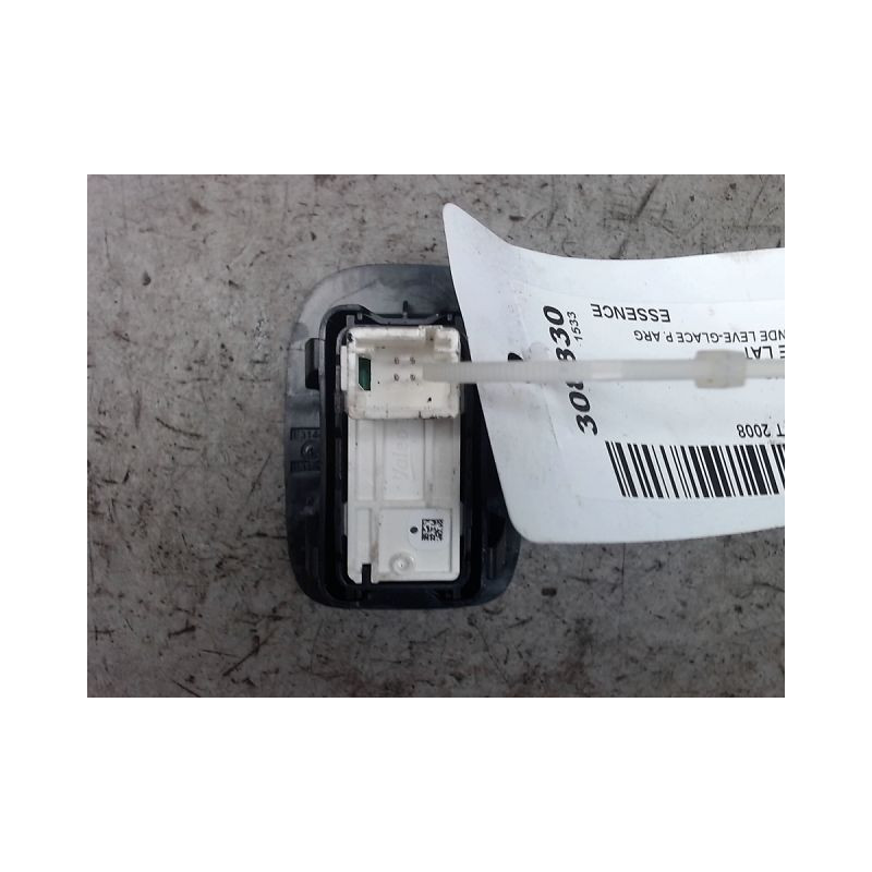 COMMANDE LEVE-GLACE PORTE ARG PEUGEOT 2008