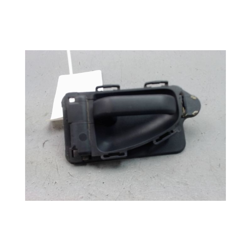 POIGNEE INTERIEURE PORTE AVANT DROIT CITROEN SAXO Phase 2 1999-2004