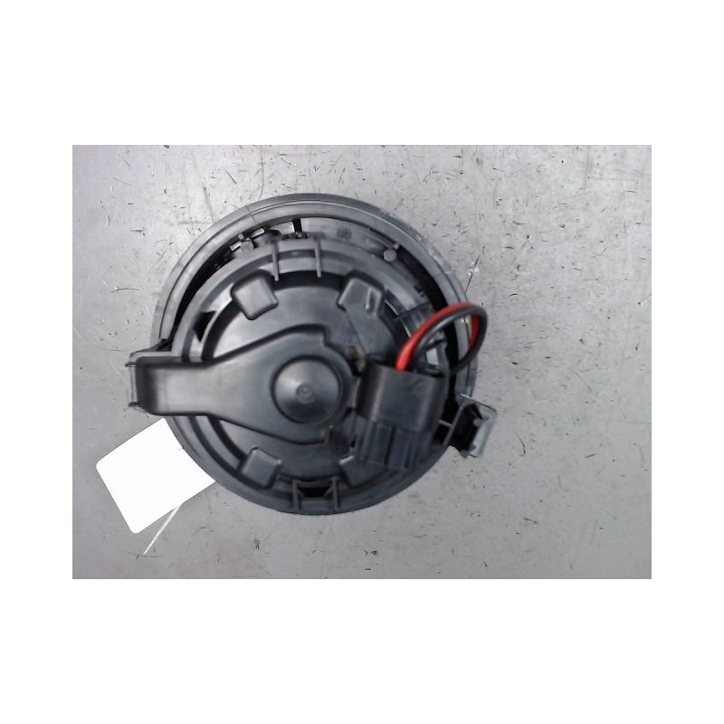 MOTEUR VENTILATEUR CHAUFFAGE PEUGEOT 208