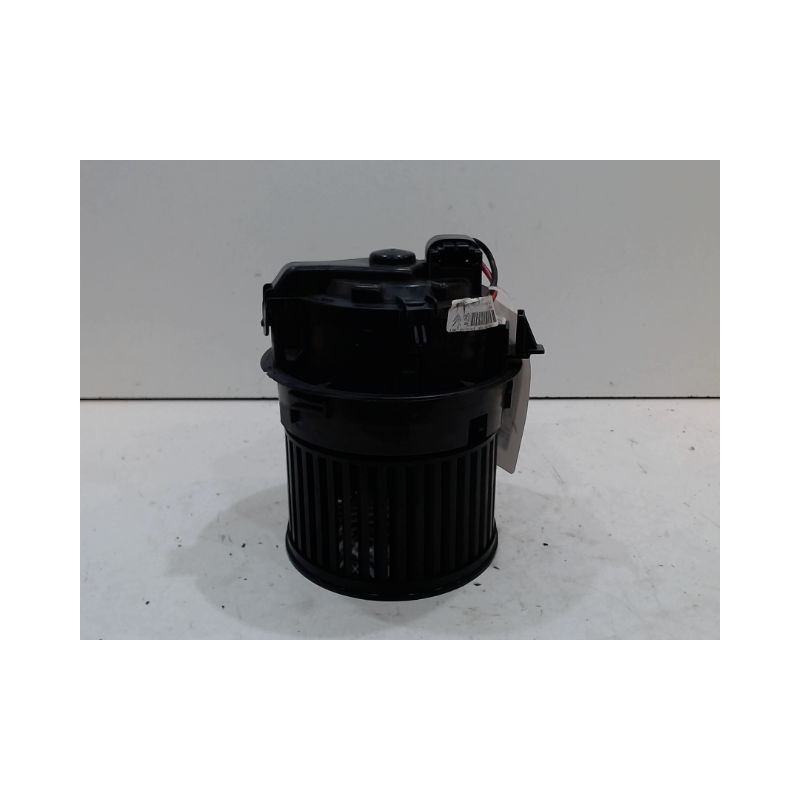 MOTEUR VENTILATEUR CHAUFFAGE PEUGEOT 208
