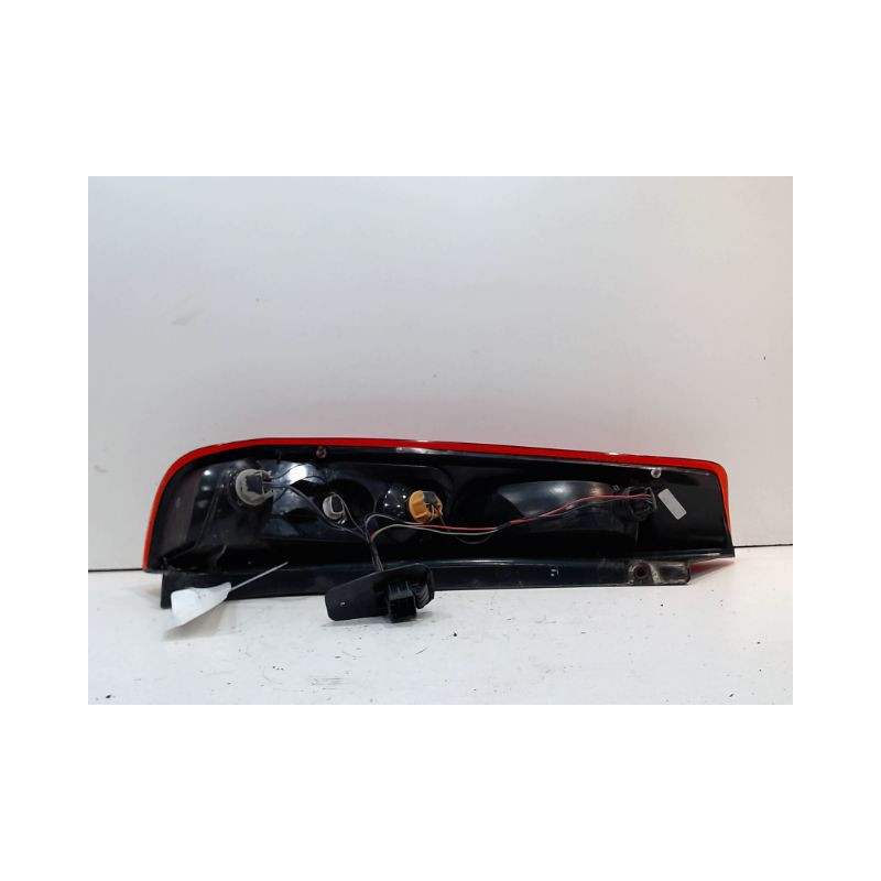 FEU ARRIERE DROIT FORD FIESTA