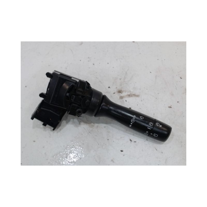 COMMANDE ESSUIE GLACE TOYOTA YARIS