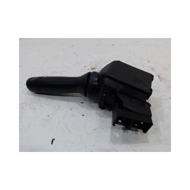 COMMANDE ESSUIE GLACE TOYOTA YARIS
