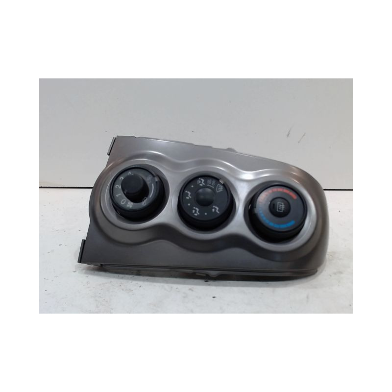 COMMANDE DE CHAUFFAGE TOYOTA YARIS