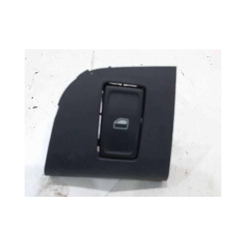 COMMANDE LEVE-GLACE PORTE AVD SKODA OCTAVIA
