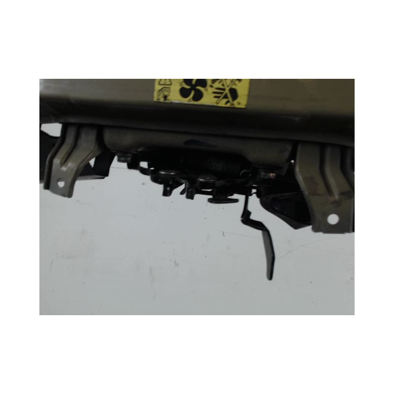 TRAVERSE SUPERIEURE ARMATURE AVANT NISSAN NOTE