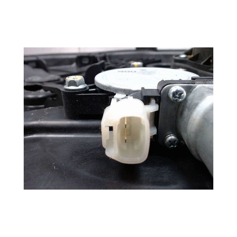 MECANISME+MOTEUR LEVE-GLACE ARRIERE DROIT KIA SOUL